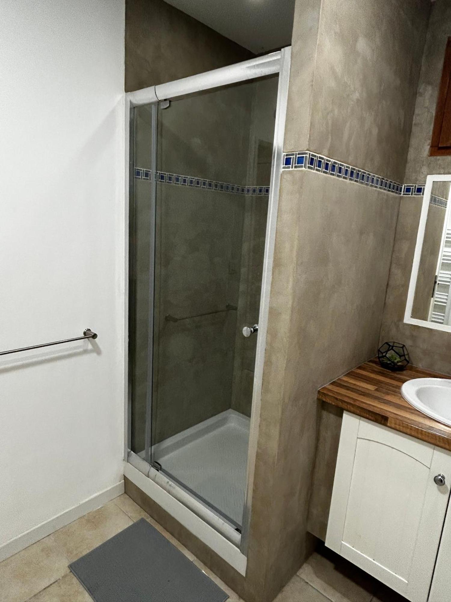 Superbe Appartement Dans Un Mas Nimes Bagian luar foto
