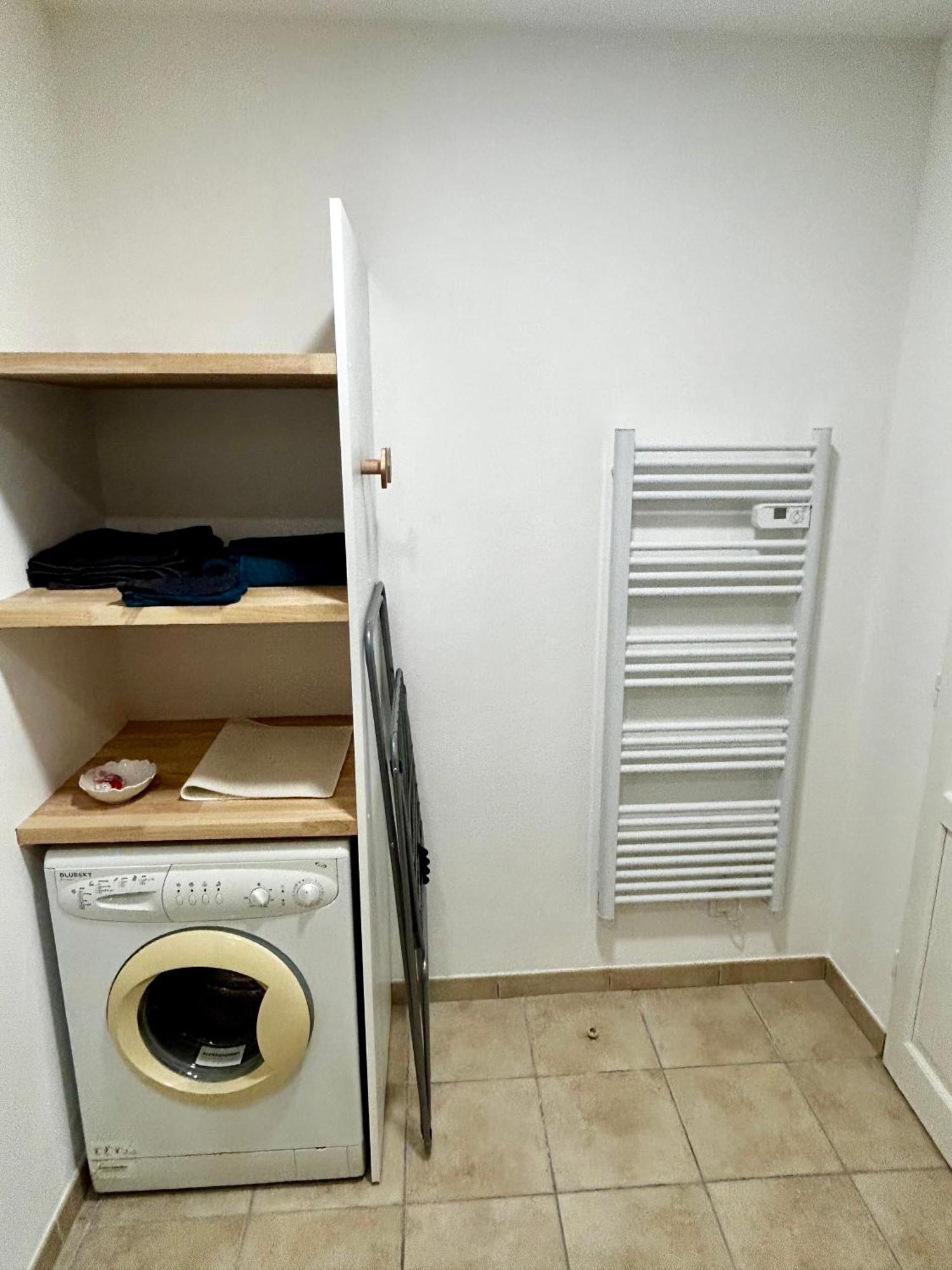 Superbe Appartement Dans Un Mas Nimes Bagian luar foto